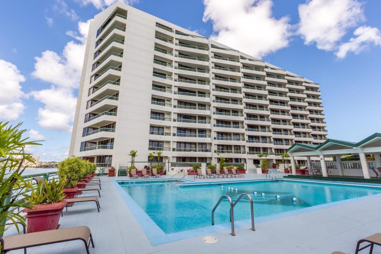 Alupang Beach Tower Tamuning Kültér fotó