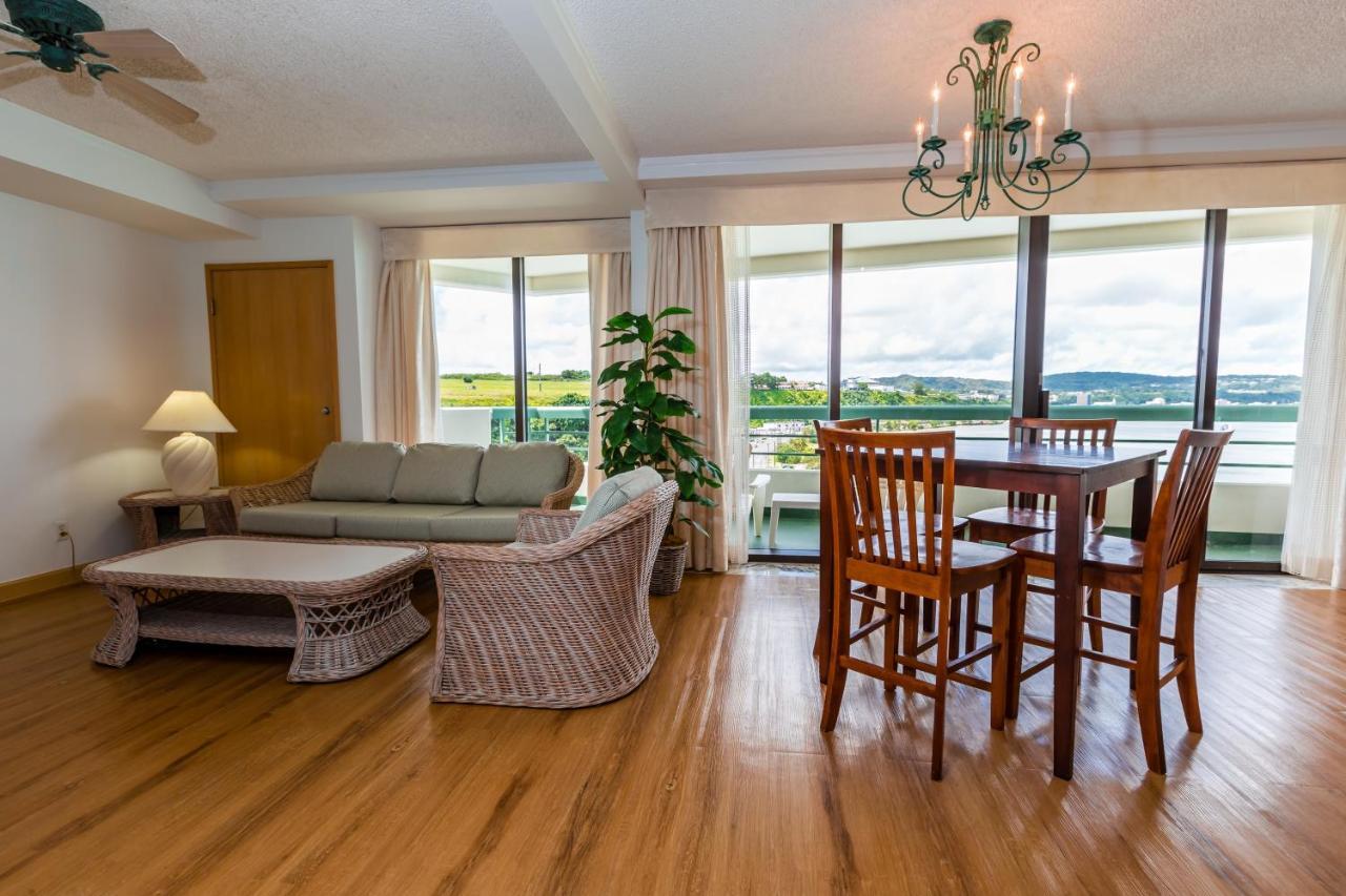 Alupang Beach Tower Tamuning Kültér fotó