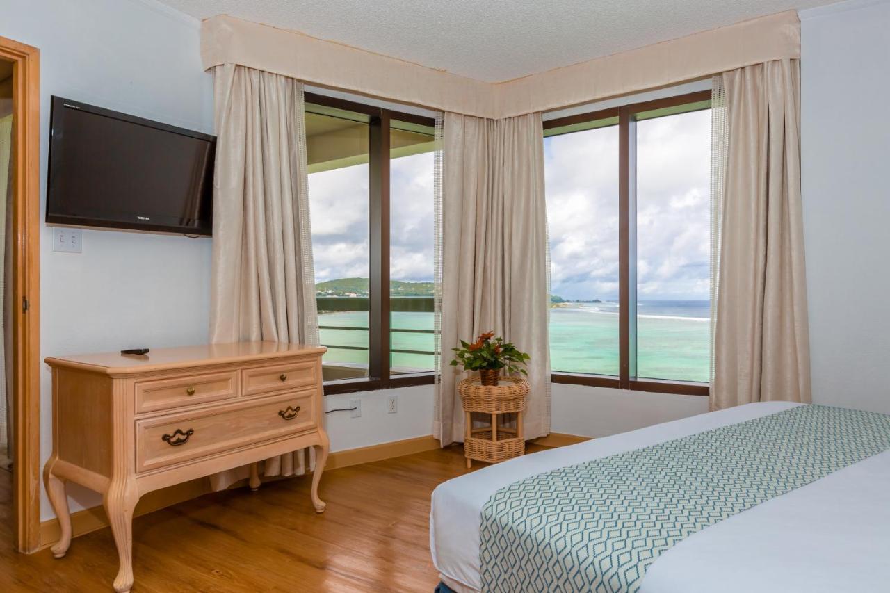 Alupang Beach Tower Tamuning Kültér fotó